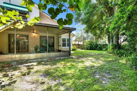 House in Tampa, Florida 3 bedrooms, 156.54 sq.m. № 1630787 - photo 29