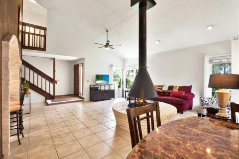 House in Tampa, Florida 3 bedrooms, 156.54 sq.m. № 1630787 - photo 8