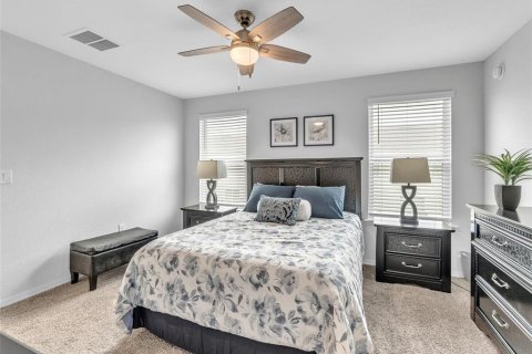 Townhouse in Riverview, Florida 3 bedrooms, 151.15 sq.m. № 1913287 - photo 15