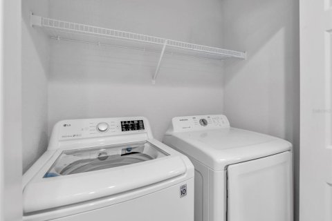 Townhouse in Riverview, Florida 3 bedrooms, 151.15 sq.m. № 1913287 - photo 22