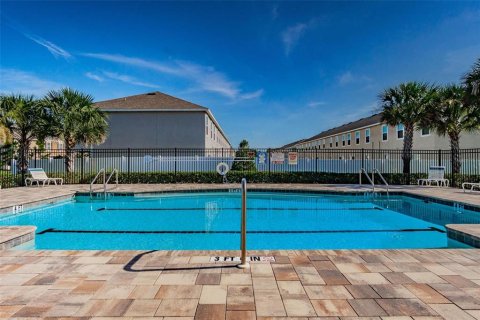 Townhouse in Riverview, Florida 3 bedrooms, 151.15 sq.m. № 1913287 - photo 27