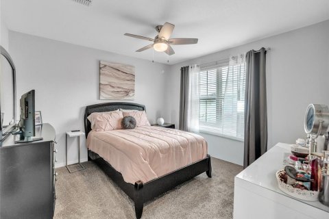 Townhouse in Riverview, Florida 3 bedrooms, 151.15 sq.m. № 1913287 - photo 19