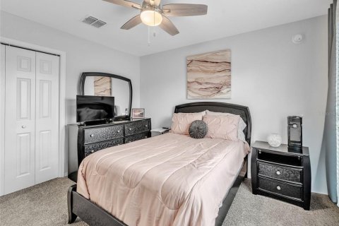 Townhouse in Riverview, Florida 3 bedrooms, 151.15 sq.m. № 1913287 - photo 20