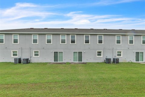 Townhouse in Riverview, Florida 3 bedrooms, 151.15 sq.m. № 1913287 - photo 23