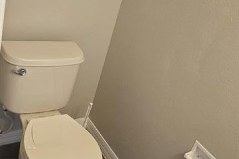 Casa en venta en Kissimmee, Florida, 6 dormitorios, 267.65 m2 № 1590016 - foto 30