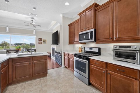 Villa ou maison à vendre à Mount Dora, Floride: 2 chambres, 189.8 m2 № 2238657 - photo 12
