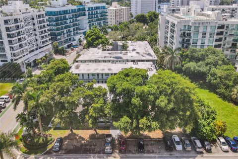 Apartment in Bay Harbor Islands, Florida 1 bedroom, 1976.22 sq.m. № 1932496 - photo 11