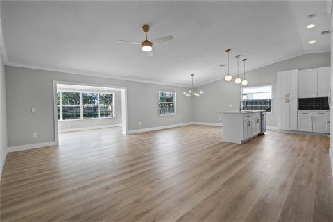 Casa en venta en Tavares, Florida, 3 dormitorios, 155.43 m2 № 1516945 - foto 11