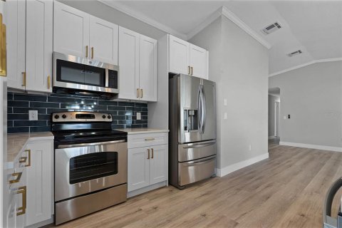 Casa en venta en Tavares, Florida, 3 dormitorios, 155.43 m2 № 1516945 - foto 18