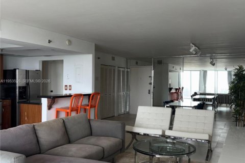 Снять в аренду кондоминиум в Майами-Бич, Флорида 1 спальня, 127.09м2, № 2007885 - фото 26