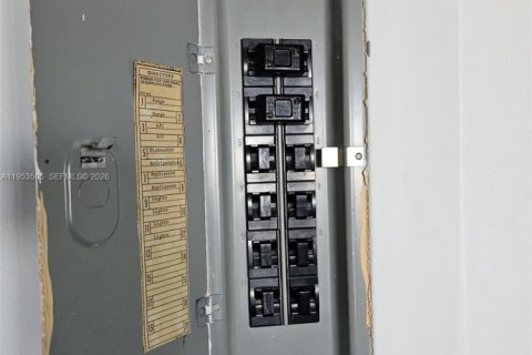 Снять в аренду кондоминиум в Майами-Бич, Флорида 1 спальня, 127.09м2, № 2007885 - фото 11