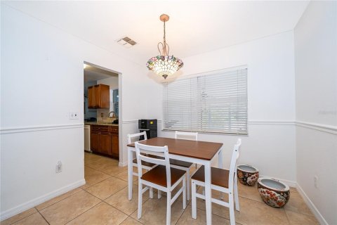 Villa ou maison à vendre à Longwood, Floride: 3 chambres, 148.46 m2 № 2150702 - photo 6