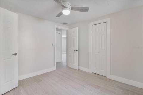Villa ou maison à vendre à Gulfport, Floride: 3 chambres, 130.81 m2 № 1670033 - photo 20