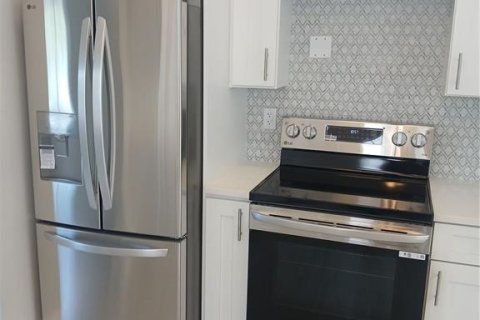 Villa ou maison à vendre à Gulfport, Floride: 3 chambres, 130.81 m2 № 1670033 - photo 4