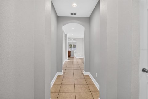 Villa ou maison à vendre à Orlando, Floride: 4 chambres, 207.17 m2 № 2418897 - photo 8