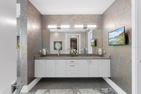 Купить кондоминиум в Сарасота, Флорида 11 комнат, 343.74м2, № 1515638 - фото 25