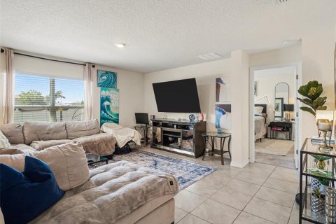 Villa ou maison à vendre à Parrish, Floride: 4 chambres, 169.73 m2 № 2111866 - photo 5