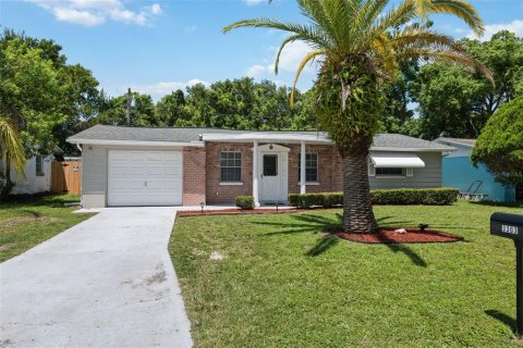 Villa ou maison à vendre à Holiday, Floride: 2 chambres, 78.78 m2 № 1873592 - photo 2
