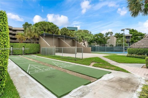 Condominio en venta en Pembroke Pines, Florida, 1 dormitorio, 71.81 m2 № 2006456 - foto 5