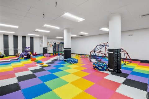 Copropriété à vendre à Miami Beach, Floride: 1 chambre, 105.26 m2 № 2031395 - photo 29