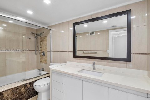 Copropriété à vendre à Miami Beach, Floride: 1 chambre, 105.26 m2 № 2031395 - photo 16