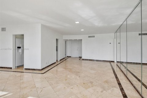 Copropriété à vendre à Miami Beach, Floride: 1 chambre, 105.26 m2 № 2031395 - photo 10