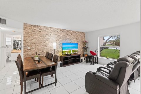 Condo in Boca Raton, Florida, 2 bedrooms  № 1817038 - photo 4
