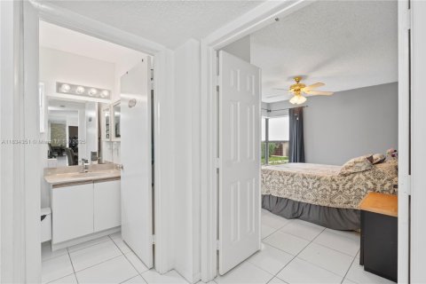 Condo in Boca Raton, Florida, 2 bedrooms  № 1817038 - photo 10