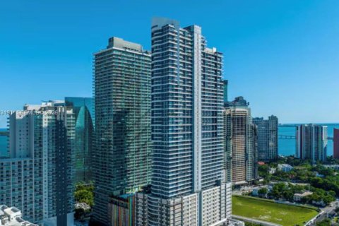 Condominio en alquiler en Miami, Florida, 1 dormitorio, 72.93 m2 № 2267815 - foto 2