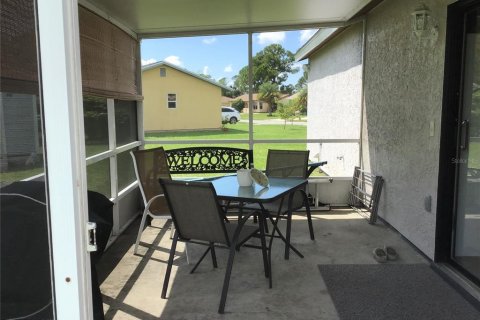 Villa ou maison à vendre à North Port, Floride: 2 chambres, 82.5 m2 № 2114731 - photo 7