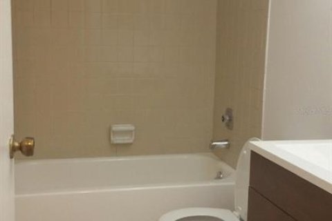 Villa ou maison à louer à Palm Harbor, Floride: 1 chambre, 65.68 m2 № 1538554 - photo 7