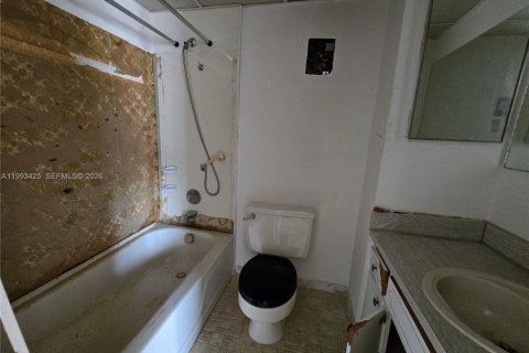 Купить таунхаус в Пальметто-Бей, Флорида 3 спальни, 152.17м2, № 2057205 - фото 9