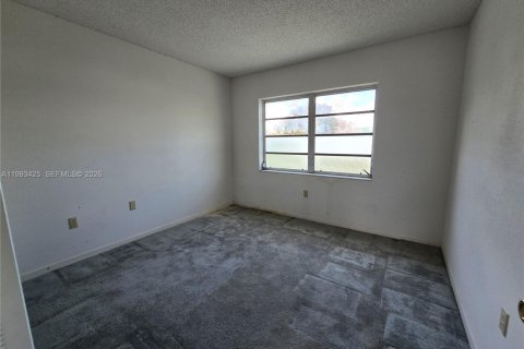 Купить таунхаус в Пальметто-Бей, Флорида 3 спальни, 152.17м2, № 2057205 - фото 12