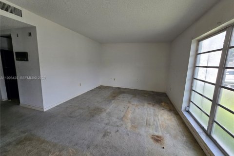 Купить таунхаус в Пальметто-Бей, Флорида 3 спальни, 152.17м2, № 2057205 - фото 3