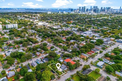 Propiedad comercial en venta en Miami, Florida, 82.5 m2 № 2048122 - foto 19