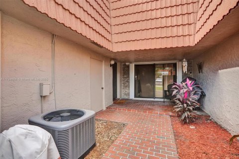 Adosado en venta en Davie, Florida, 3 dormitorios, 179.95 m2 № 1488209 - foto 7