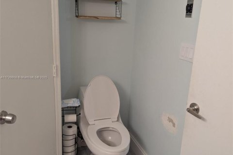 Adosado en venta en Davie, Florida, 3 dormitorios, 179.95 m2 № 1488209 - foto 29