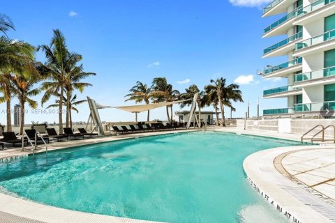 Appartement à louer à Miami, Floride: 1 chambre, 84.73 m2 № 1996379 - photo 3