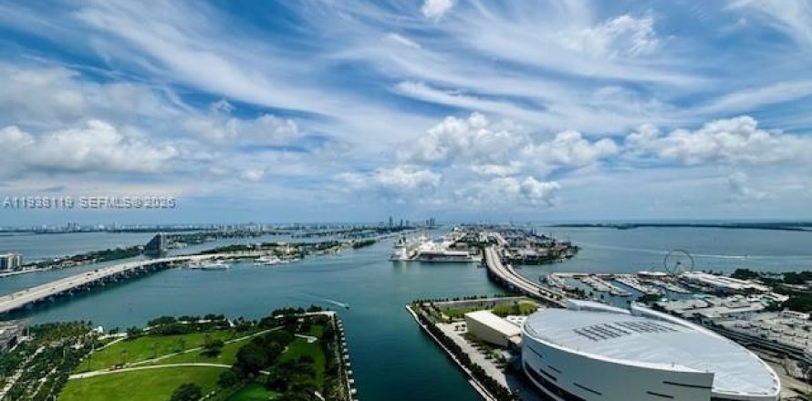 Appartement à Miami, Floride 1 chambre, 84.73 m2 № 1996379