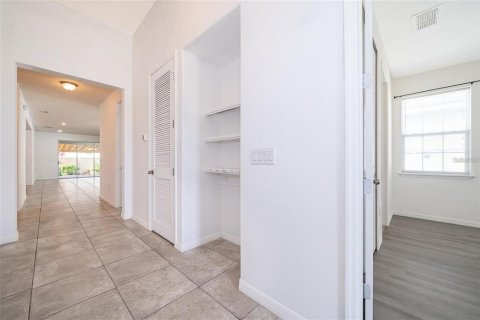 Casa en venta en Kissimmee, Florida, 4 dormitorios, 202.16 m2 № 2131854 - foto 7