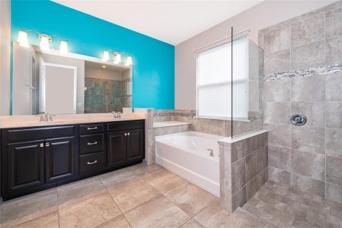 Casa en venta en Kissimmee, Florida, 4 dormitorios, 202.16 m2 № 2131854 - foto 24