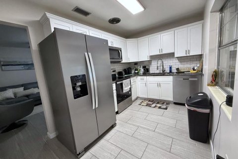 Villa ou maison à vendre à Lakeland, Floride: 3 chambres, 111.95 m2 № 2421839 - photo 7