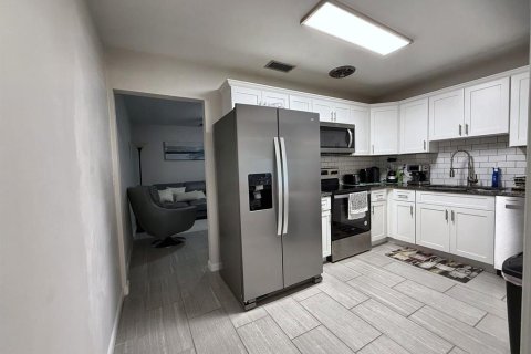 Villa ou maison à vendre à Lakeland, Floride: 3 chambres, 111.95 m2 № 2421839 - photo 6