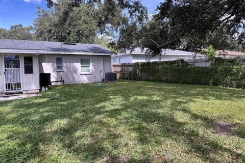 Villa ou maison à vendre à Lakeland, Floride: 3 chambres, 111.95 m2 № 2421839 - photo 2