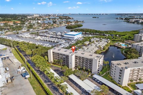 Copropriété à louer à South Pasadena, Floride: 2 chambres, 95.69 m2 № 1851006 - photo 27