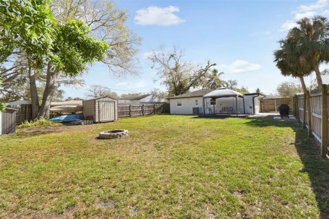 House in Tampa, Florida 2 bedrooms, 91.42 sq.m. № 1895107 - photo 24