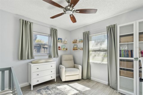 House in Tampa, Florida 2 bedrooms, 91.42 sq.m. № 1895107 - photo 13