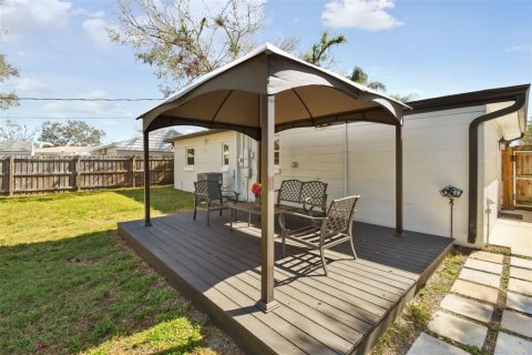 House in Tampa, Florida 2 bedrooms, 91.42 sq.m. № 1895107 - photo 21