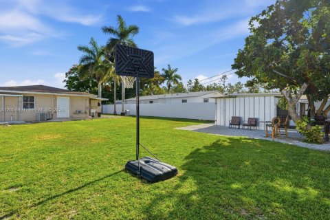 Villa ou maison à vendre à Florida City, Floride: 3 chambres, 111.11 m2 № 2180831 - photo 5