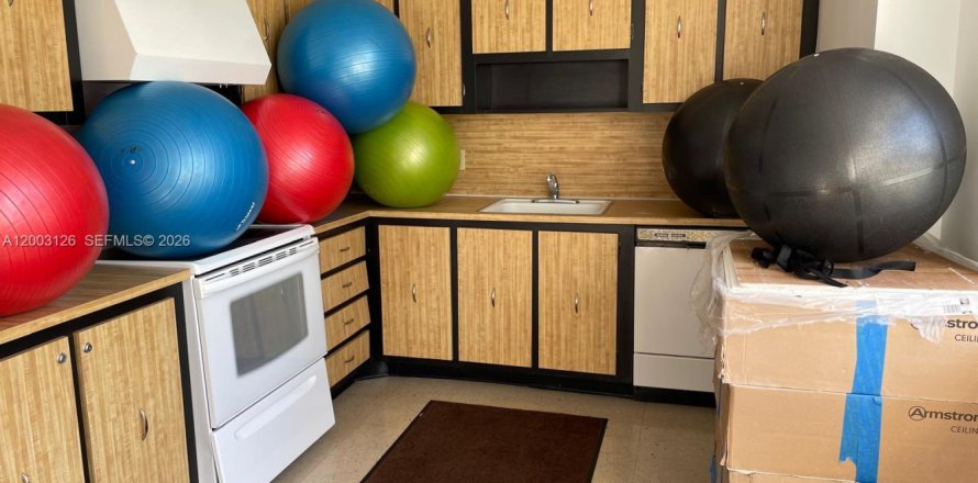 Condominio en Aventura, Florida, 2 dormitorios  № 2066493